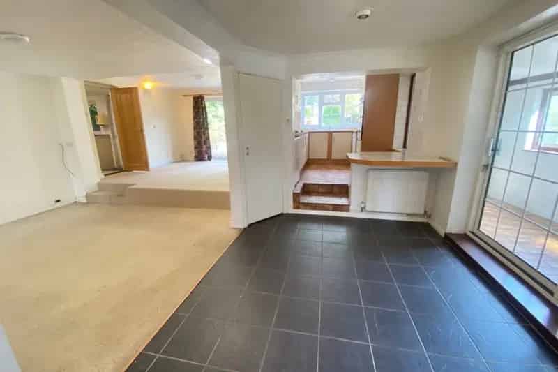 5 Bedroom Family Home Highfield Zero Deposit Pets Considered
