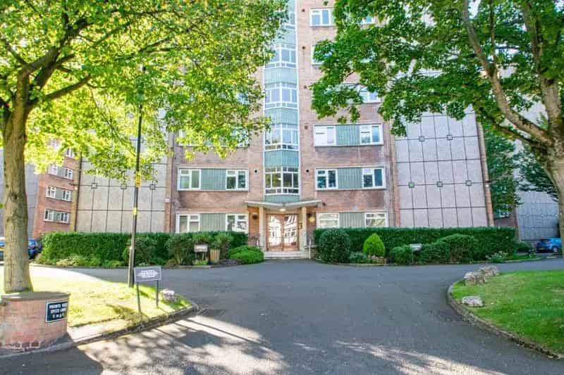 2 Bedroom Apartment for Sale in Edgbaston Birmingham