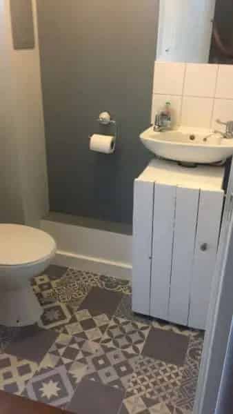 Lovely 4-Bedroom House Near Schools and Shops