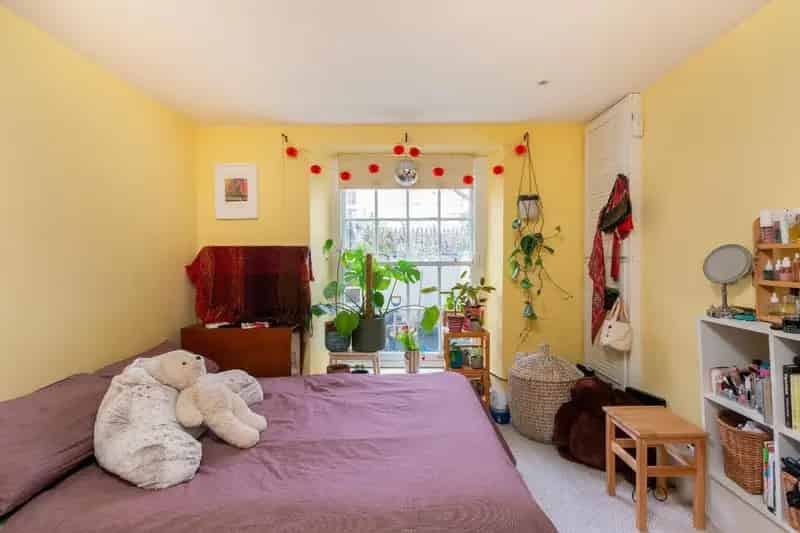 5 Bedroom Terraced House For Sale