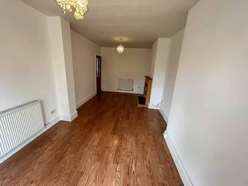 3 Bedroom Semi-Detached House for Sale in Solihull