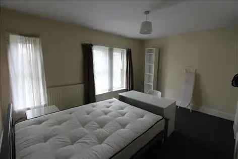 3 Bedroom Student House Southampton