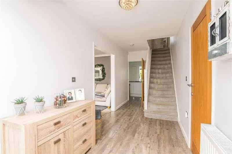 4 Bed House For Sale Family Home Landscaped Garden Detached Lodge