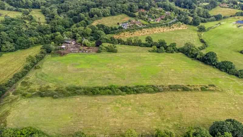 8.7 Acre Pasture Land in Test Valley