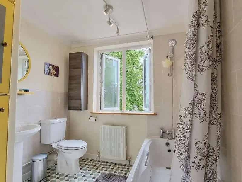 3 Bed House for Sale Gravenhurst
