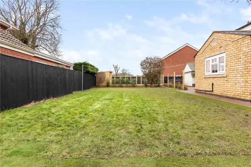 5 Bedroom Detached House for Sale Waltham