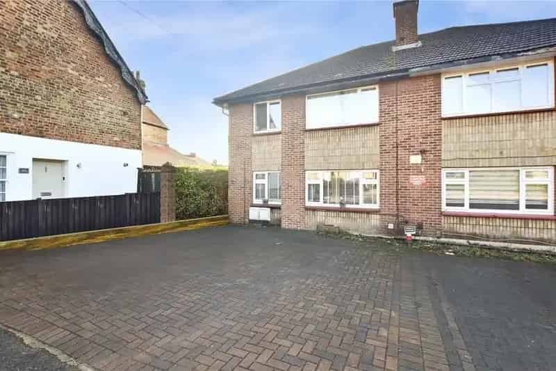 2 Bedroom Maisonette for Sale Bexley Village