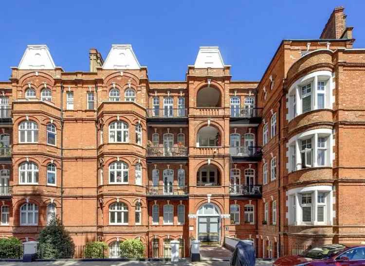 2 Double Bed Apartment Kensington High Street