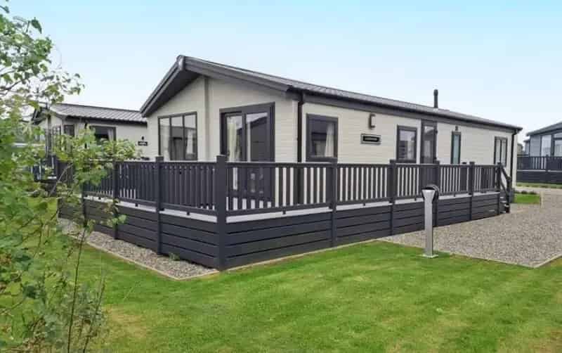 2 Bedroom Park Home for Sale