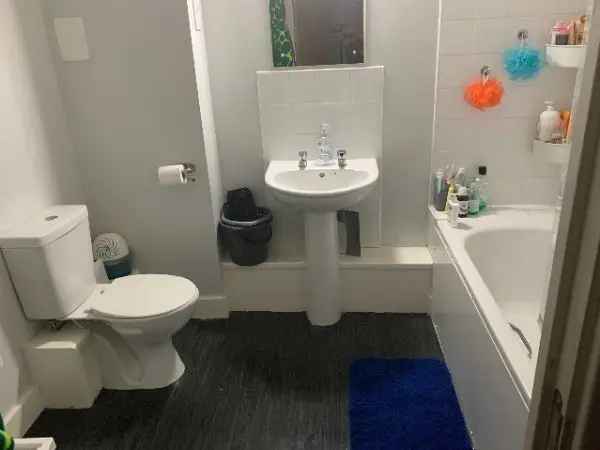 Flat For Rent in London, England