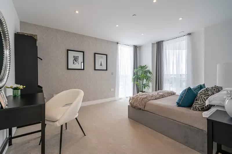 1 Bedroom Flat for Sale in Acton, West London
