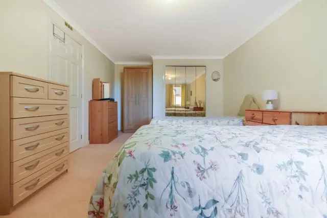 1 bedroom flat  for sale