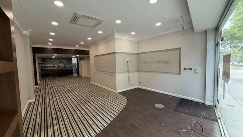 Healthcare property For Rent , 12, Commercial Way, Woking, England