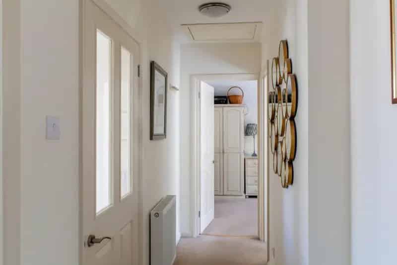 2 Bedroom Apartment for Sale in Sydney Wharf