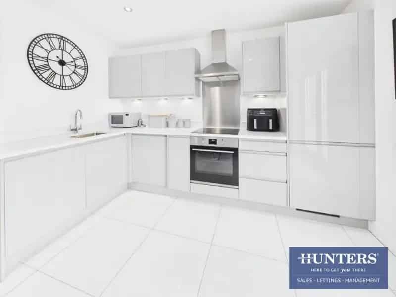 3 Bed Detached House for Sale