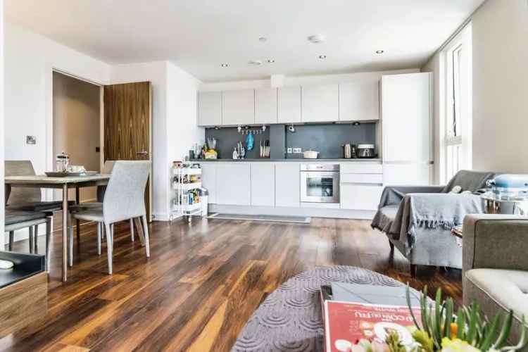 2 Bedroom Flat for Sale Manchester M3 City Views