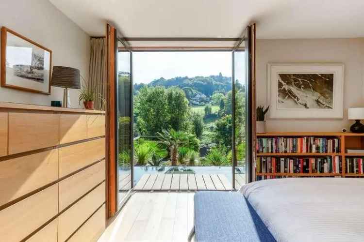 3 Bed Contemporary Home for Sale