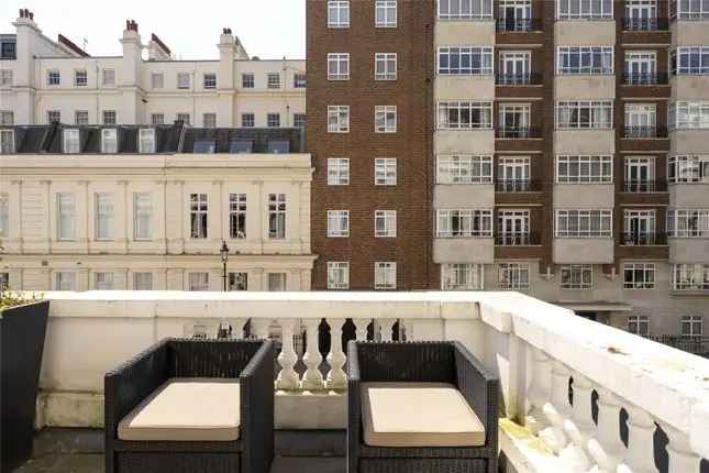 Elegant Flat for Sale in Lancaster Gate Bayswater