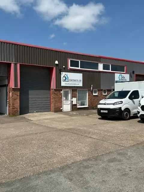 Industrial Warehouse Unit for Lease Tamworth 1311 sq ft