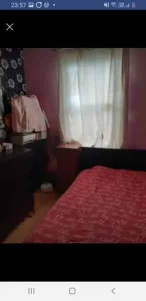 Two Double Bedroom House with City View and Convenient Amenities