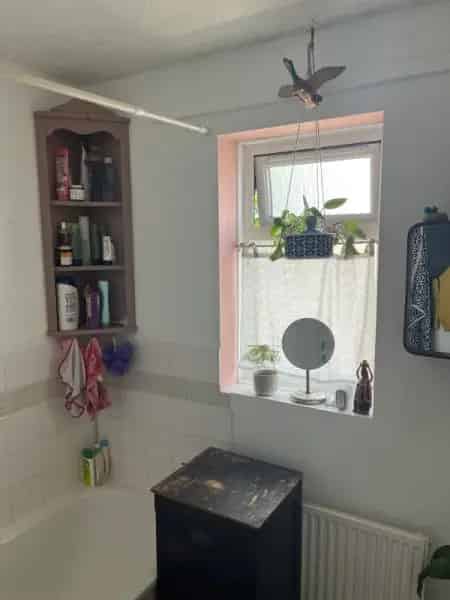 Three Bedroom House Near Beach and Schools
