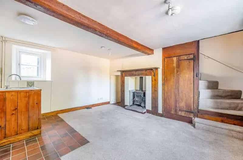 1 Bed Period Cottage Sutton Veny - No Onward Chain