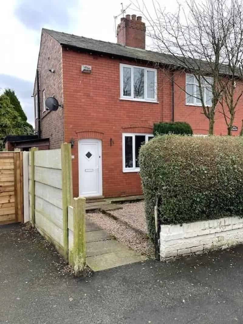 2 bedroom House
 To Let