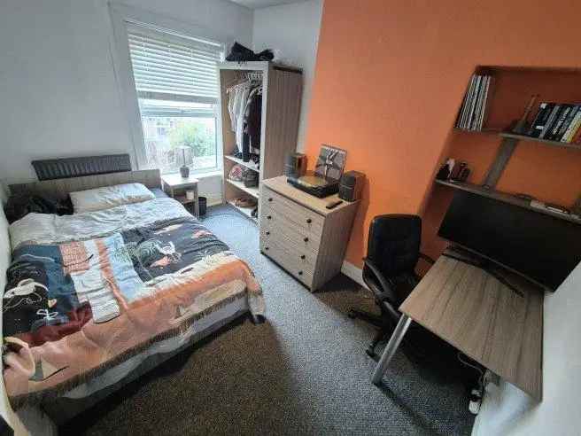 4 Bedroom Student House Share to Rent