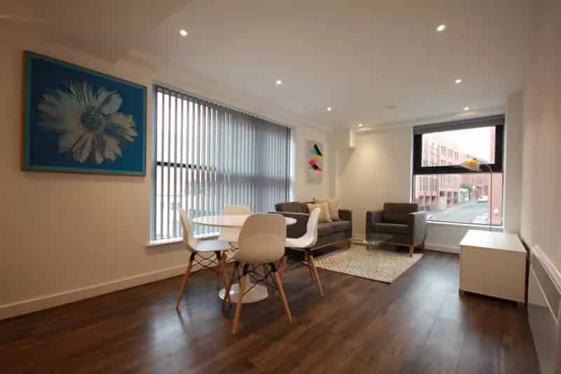 2 Bedroom Flat To Rent Available 21 10 2025