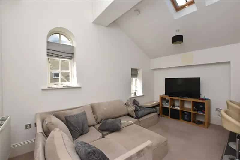 Flat For Sale , Leeds, England