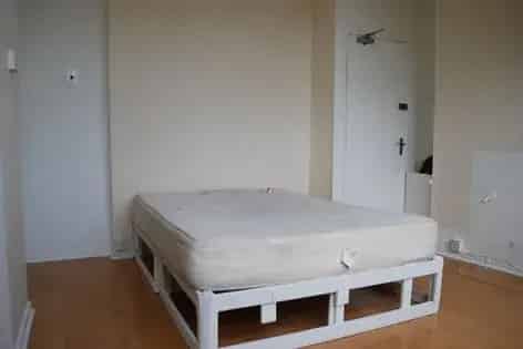 1 Room Flat Leeds Kirkstall 19m² Studio Flat DSS Accepted