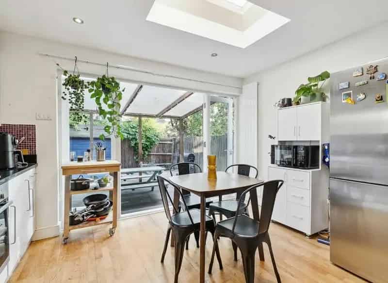 Brixton Garden Flat Two Double Bedrooms