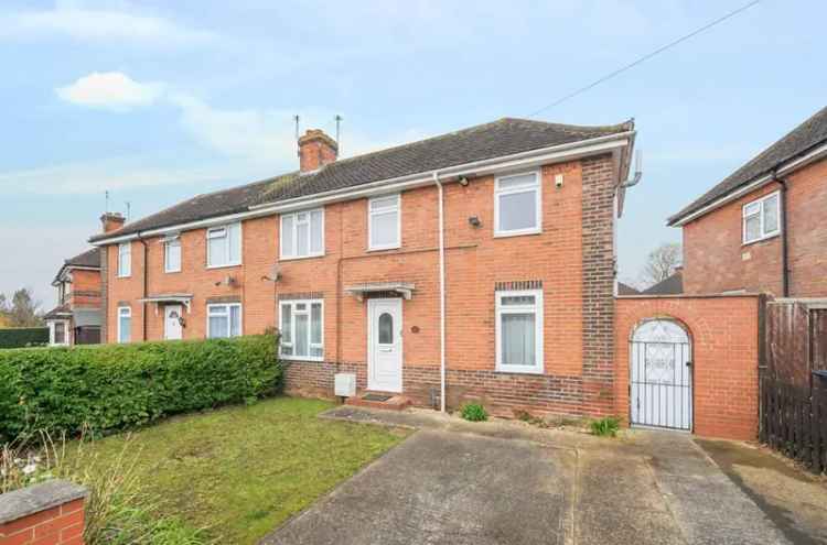 3 bedroom semi-detached house for sale