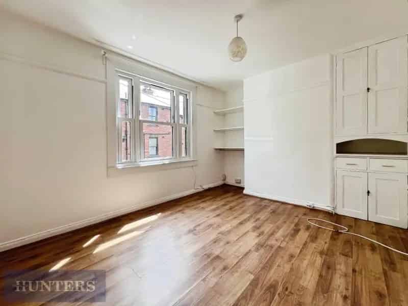 1 Bedroom Flat Exeter City Centre Available Now