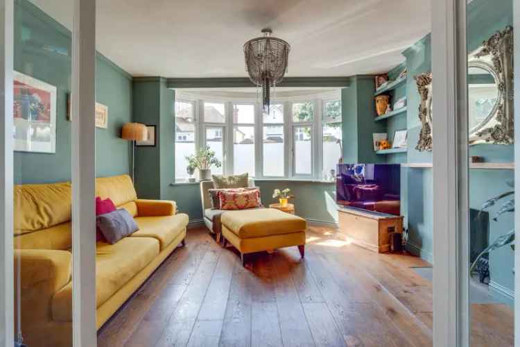 3 Bedroom Semi Detached House to Rent Caversham Heights