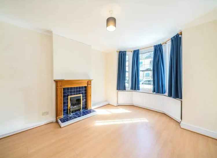 3 Bed House Large Reception Garden South Wimbledon Morden