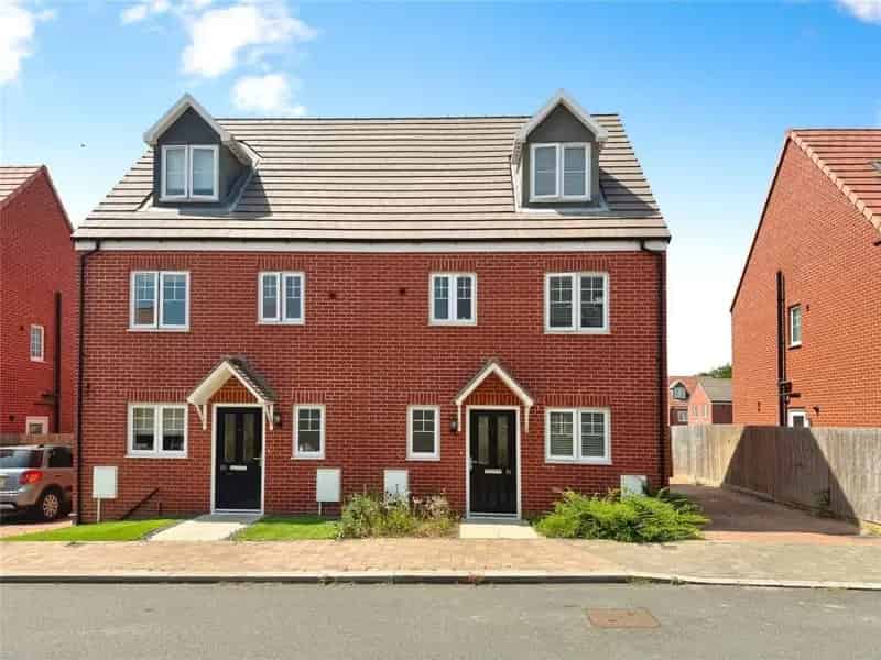 4 Bed House for Sale in Gilden Park Harlow