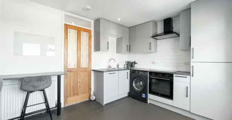 2 Bedroom House for Sale Mierscourt Road