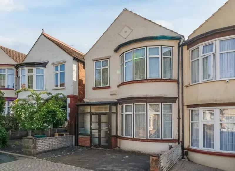 Four Bedroom Semi-Detached House For Sale