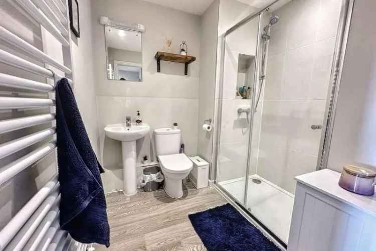 2 Bed Flat for Sale Poole Harbour Views Top Floor Apartment