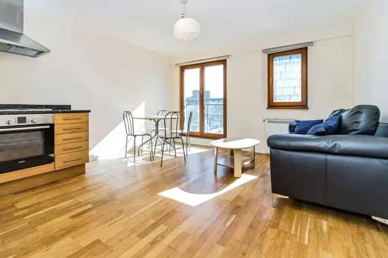 1 Bedroom Flat to Rent Manchester City Centre Near Victoria Station