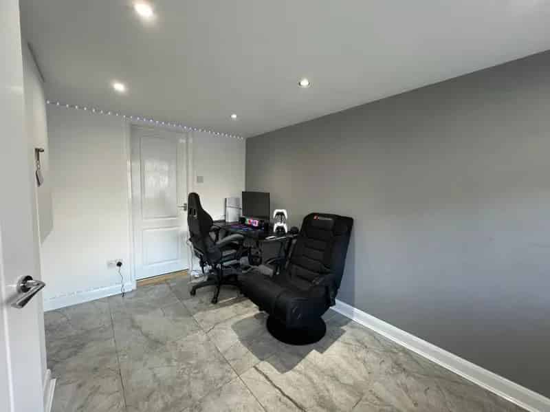 4 5 Bedroom Detached House for Sale
