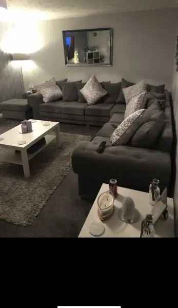 House For Rent in Basingstoke and Deane, England