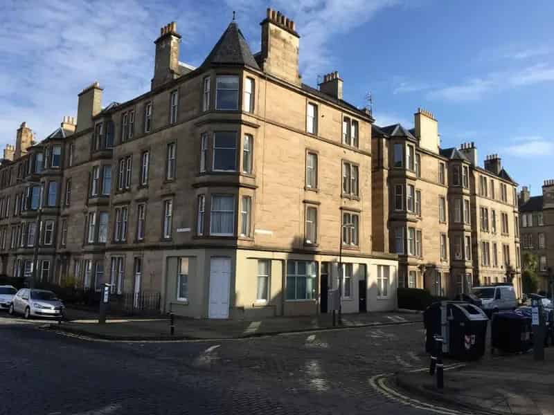 1 Bedroom Flat to Rent in Edinburgh