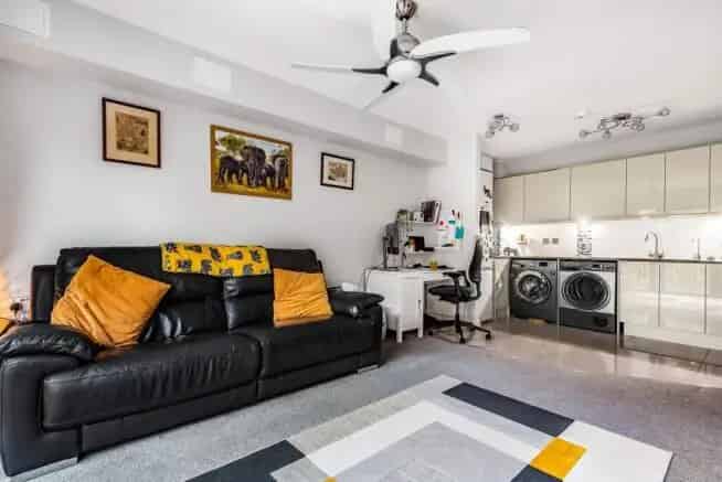 1 Bedroom Flat Near Basingstoke Hospital - Available Now