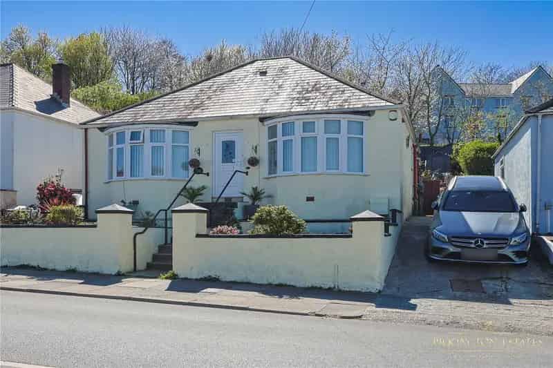 2 Bedroom Detached Bungalow Near River Tamar
