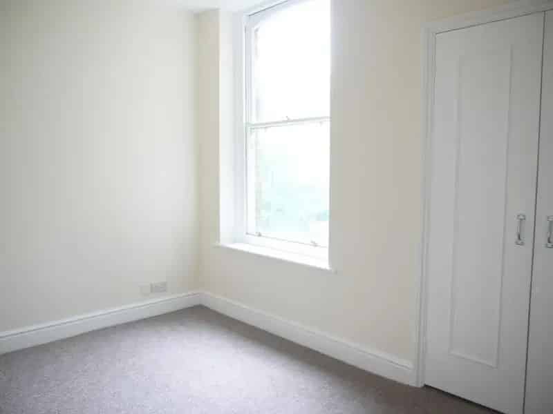 2 Bedroom Flat to Rent Folkestone Kent CT20