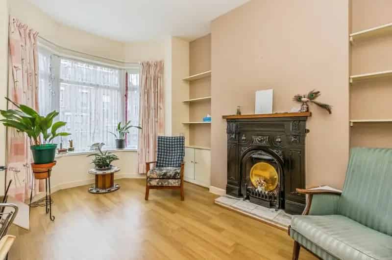 4 Bedroom Mid Terrace House for Sale Belfast BT7