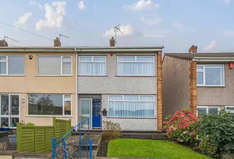 3 Bedroom House for Sale Troopers Hill Road St George