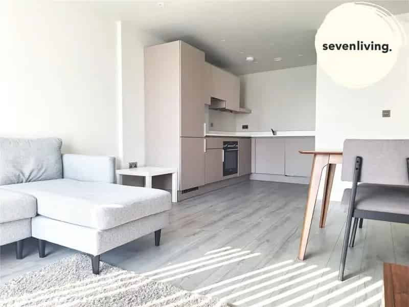 1 Bedroom Apartment Stunning City Views